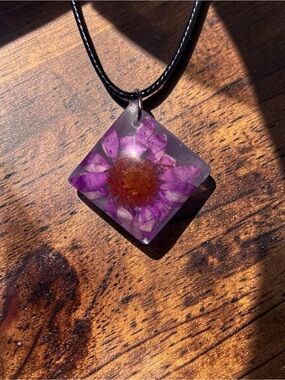 Handmade Pressed Flower Resin Necklace